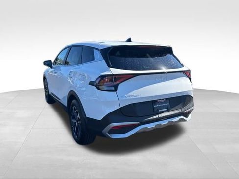 Used 2023 Kia Sportage EX image 8