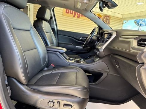 Used 2021 GMC Acadia SLT w/ Elevation Edition AWD/4WD image 16
