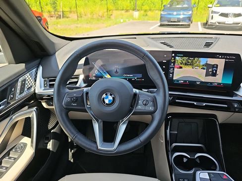 Used 2023 BMW X1 xDrive28i w/ Premium Package AWD/4WD image 13