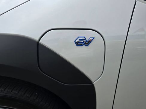 Used 2023 Subaru Solterra AWD image 22