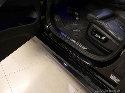 Certified 2022 BMW X6 xDrive40i w/ Executive Package image 31