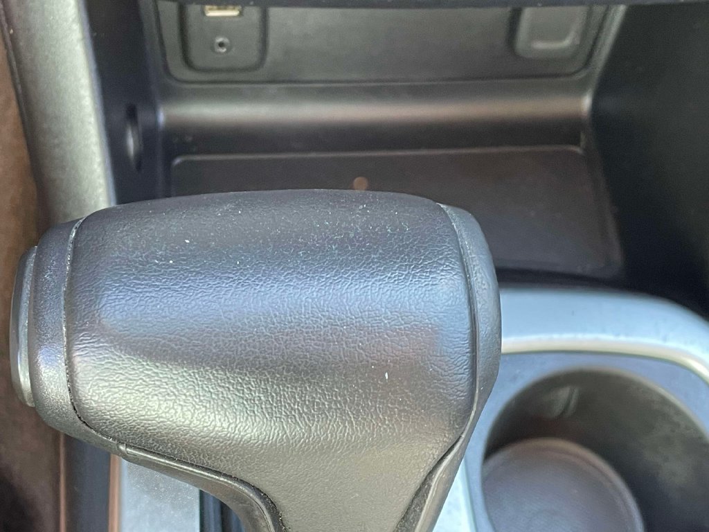 Used 2018 Chevrolet Colorado LT w/ LT Convenience Package RWD image 28