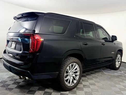 Used 2022 GMC Yukon AT4 w/ Technology Package image 8