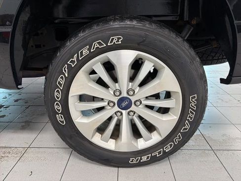 Used 2016 Ford F150 XL w/ Equipment Group 101A Mid AWD/4WD image 12