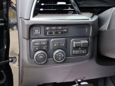 New 2026 Chevrolet Tahoe Premier image 13