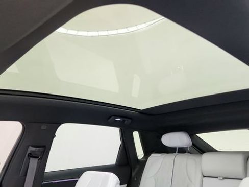 Used 2024 Cadillac Lyriq Luxury AWD/4WD image 72