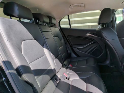 Used 2018 Mercedes-Benz GLA 250 4MATIC image 31