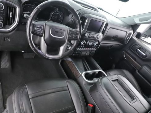 Used 2022 GMC Sierra 3500 Denali w/ Denali Black Diamond Edition AWD/4WD image 18