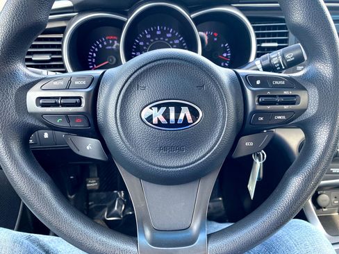 Used 2015 Kia Optima LX w/ LX Convenience Package image 18