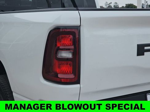 New 2026 RAM 1500 Express AWD/4WD image 40