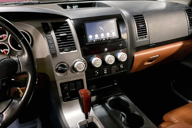 Used 2013 Toyota Tundra Limited AWD/4WD image 32