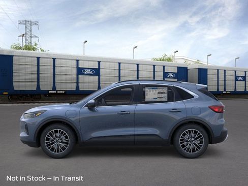 New 2026 Ford Escape PHEV w/ PHEV Premium Package image 3