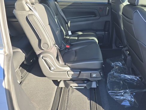 New 2026 Honda Odyssey Touring image 24