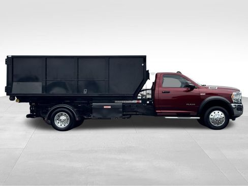 Used 2022 RAM 5500 Tradesman w/ Chrome Appearance Group RWD image 8