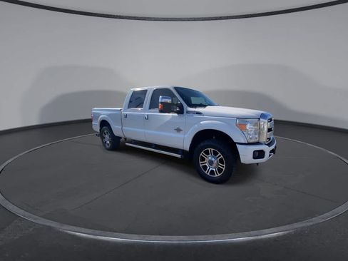 Used 2014 Ford F250 Platinum AWD/4WD image 2