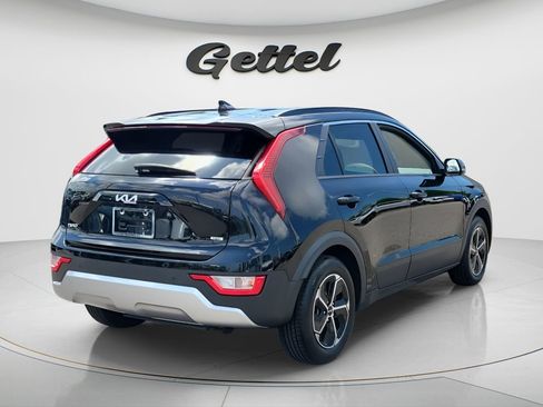 Used 2025 Kia Niro EX FWD image 10