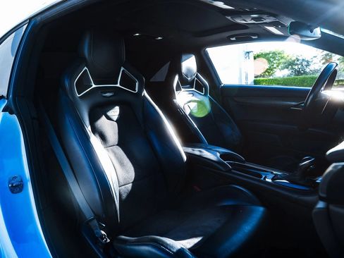 Used 2016 Cadillac ATS V w/ Carbon Fibre Package RWD image 25