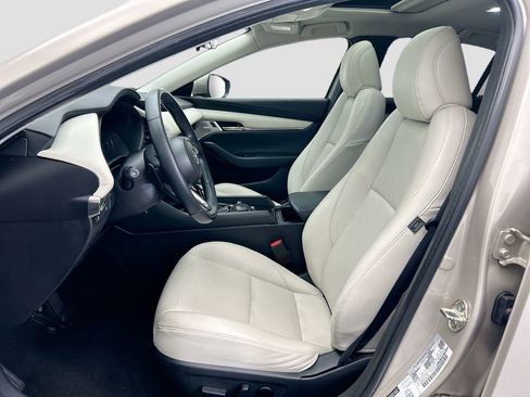 Used 2022 MAZDA MAZDA3 s image 18