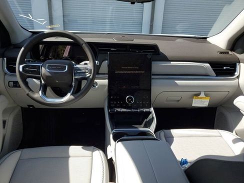 New 2026 GMC Terrain Denali AWD/4WD image 12