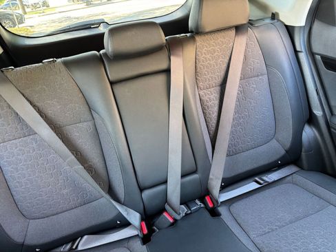 Used 2025 Kia Seltos S FWD image 32