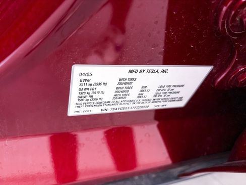 Used 2026 Tesla Model Y Long Range AWD/4WD image 37