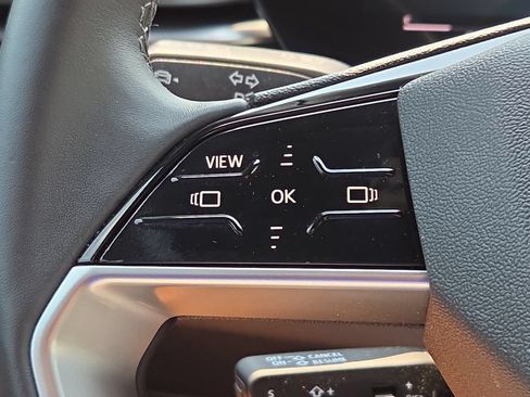 Certified 2025 Audi Q5 Premium w/ Convenience Package AWD/4WD image 25