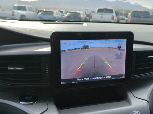 Used 2022 Ford Explorer XLT image 21