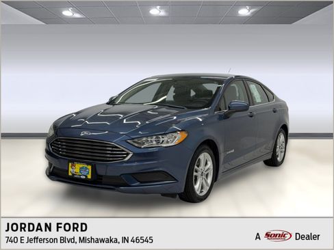 Used 2018 Ford Fusion S FWD image 1
