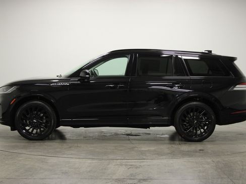 New 2026 Lincoln Aviator Reserve w/ Jet Appearance Package image 5