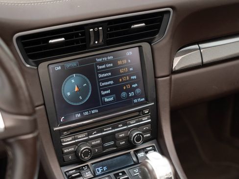 Certified 2014 Porsche 911 Turbo image 28