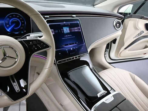 Used 2022 Mercedes-Benz EQS 450+ 450 image 40