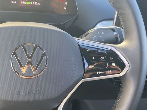 New 2025 Volkswagen ID.4 Pro S image 21