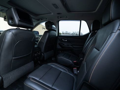 Certified 2019 Chevrolet Traverse LT w/ LT Premium Package image 29