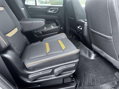 Used 2024 GMC Yukon AT4 image 38