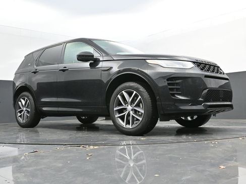 Used 2025 Land Rover Discovery Sport Dynamic SE image 26
