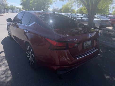 Used 2021 Nissan Altima 2.5 Platinum AWD/4WD image 17