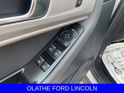 New 2026 Ford Explorer Active image 17