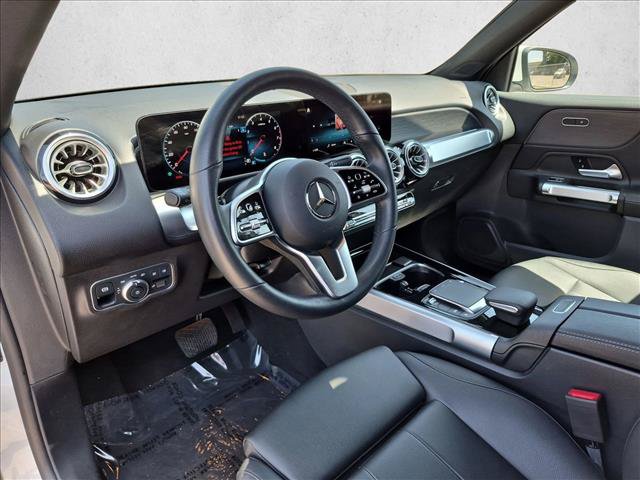 Used 2022 Mercedes-Benz GLB 250 image 10