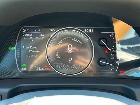 New 2025 Lexus ES 300h F Sport image 18