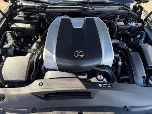 Used 2022 Lexus IS 350 F Sport image 10