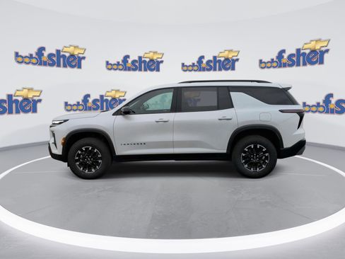 Certified 2025 Chevrolet Traverse Z71 w/ Enhanced Driving Package image 5