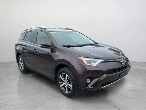 Used 2016 Toyota RAV4 XLE AWD/4WD image 11