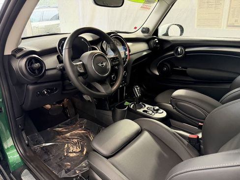 Certified 2024 MINI Cooper SE FWD image 9