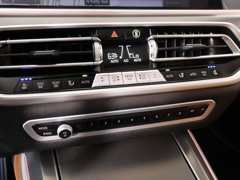 Used 2023 BMW X5 xDrive40i image 8