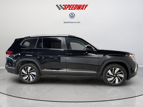 New 2026 Volkswagen Atlas SEL image 8