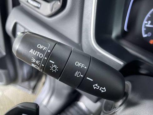 Used 2024 Honda Pilot Touring image 29