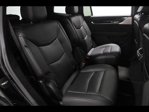 Used 2023 Cadillac XT6 Premium Luxury w/ Technology Package AWD/4WD image 20