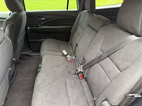 Used 2022 Honda Pilot Sport image 26