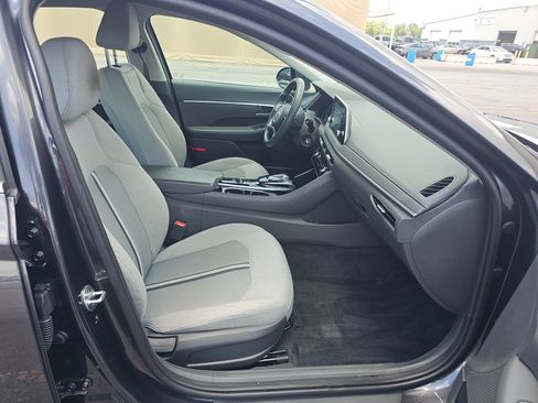 Used 2020 Hyundai Sonata SE w/ Cargo Package FWD image 11