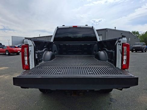 Used 2024 Ford F350 XLT AWD/4WD image 28